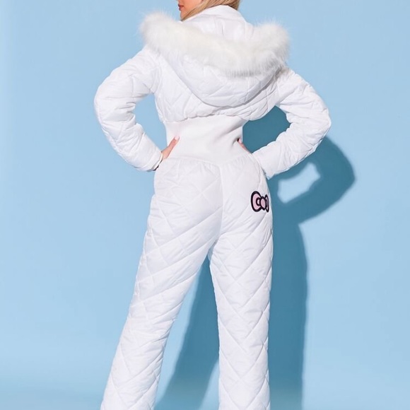 Hello Kitty Quilted Snow Jumpsuit - Picture 5 of 6
